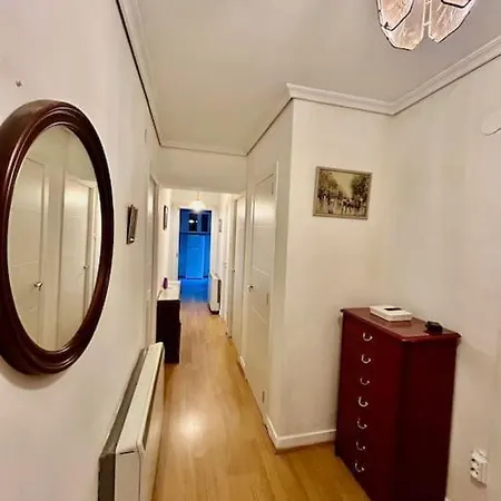 Apartment Piso Zona Cuatro Caminos A Coruna