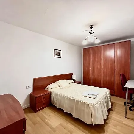Piso Zona Cuatro Caminos Apartment A Coruna